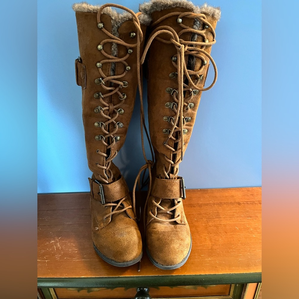 Brown Lace-Up Women's Boots
